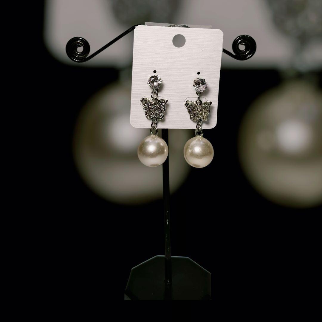Silver Pearl Frame Earrings